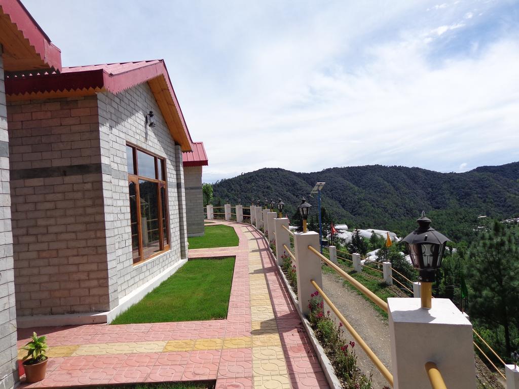 Village Live In Resort Chail Exterior photo