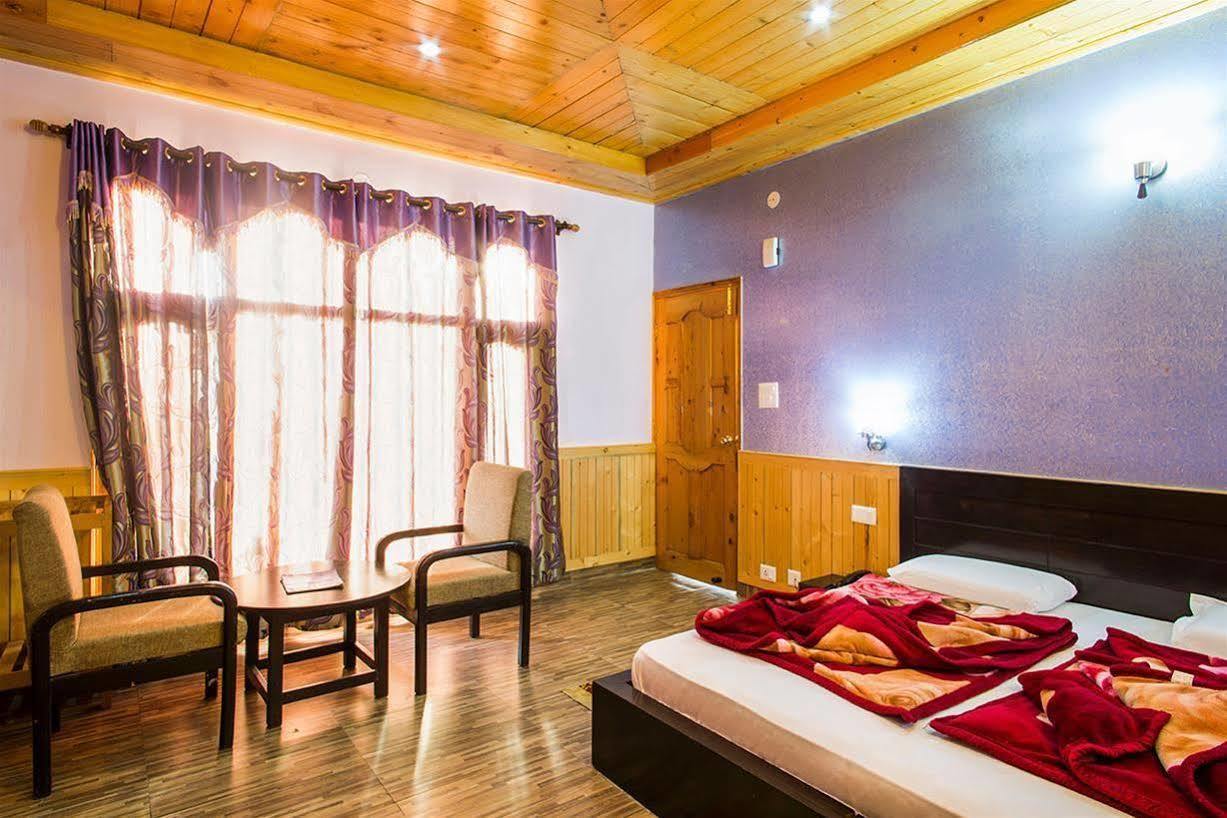 Village Live In Resort Chail Exterior photo
